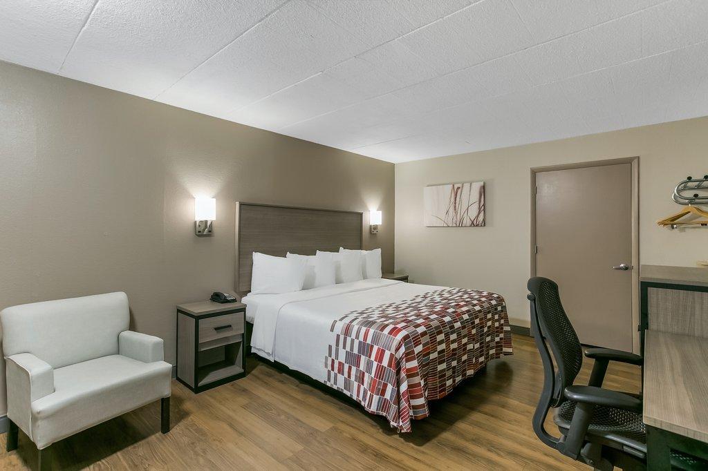 Red Roof Inn Baltimore Windsor Mill Bagian luar foto