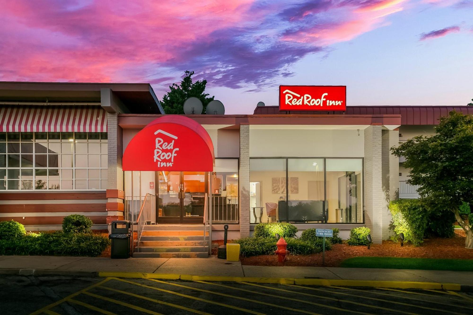 Red Roof Inn Baltimore Windsor Mill Bagian luar foto